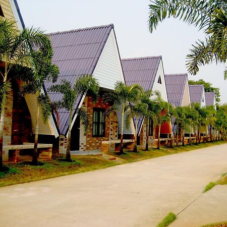 Hiso Resort Udonthani Kültér fotó